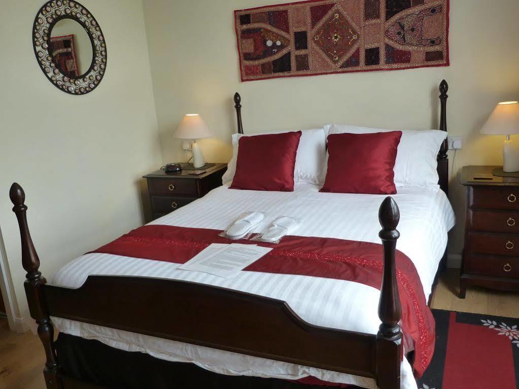 Отель Oaklands House - Adults Only Brading Экстерьер фото